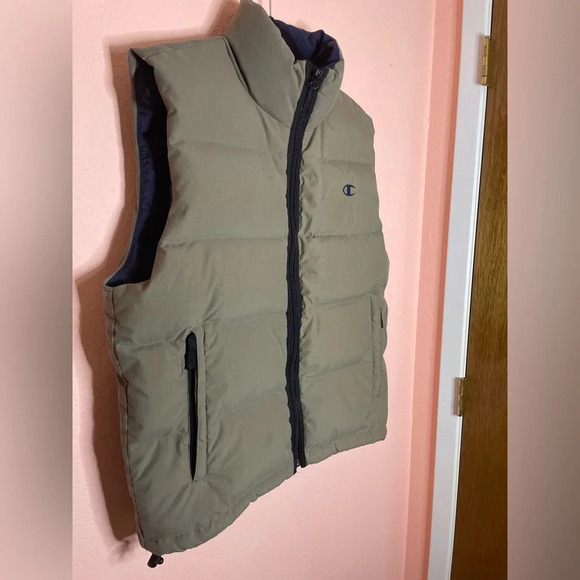 Champion Mens Vintage Down Filled Zip-Up Puffer Vest Taupe/Navy size M - Picture 4 of 13